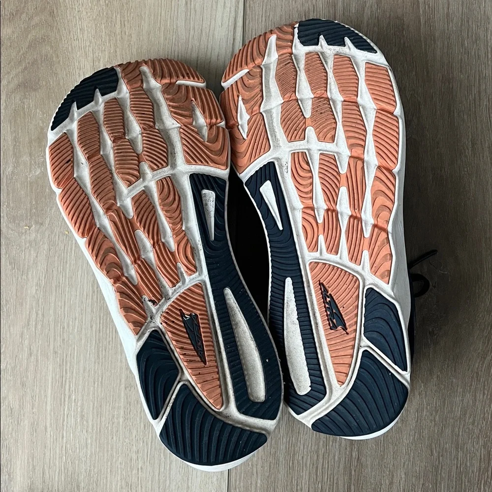 Altra Women's Torin 6 Shoe - Picture 5 of 8